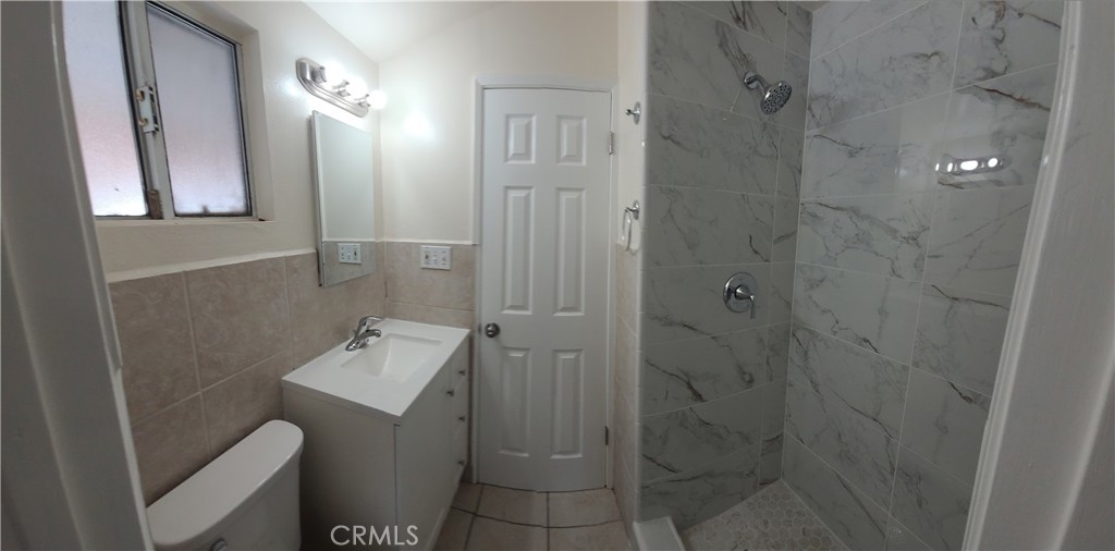 20340 Sherman Way Property Photo 26