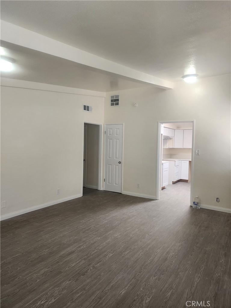 20340 Sherman Way Property Photo 27
