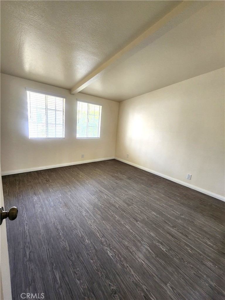 20340 Sherman Way Property Photo 32