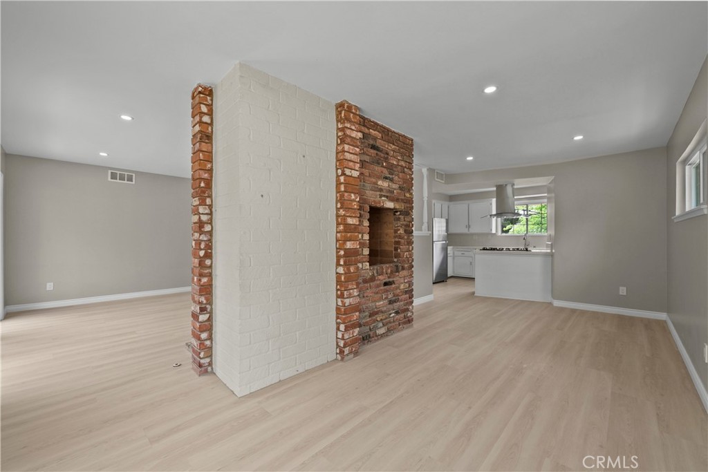 11600 De Celis Pl Property Photo 4