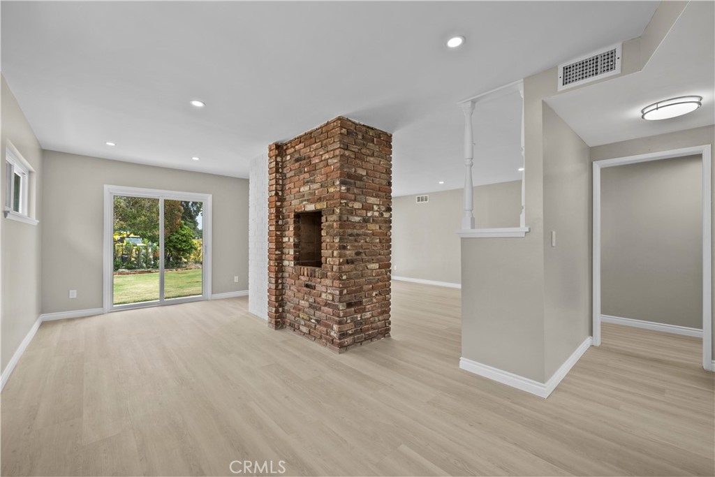 11600 De Celis Pl Property Photo 8