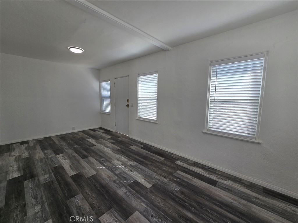 16039 L Property Photo 15