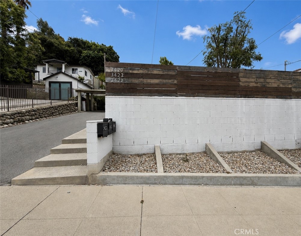 3422 Holyoke Property Photo 2