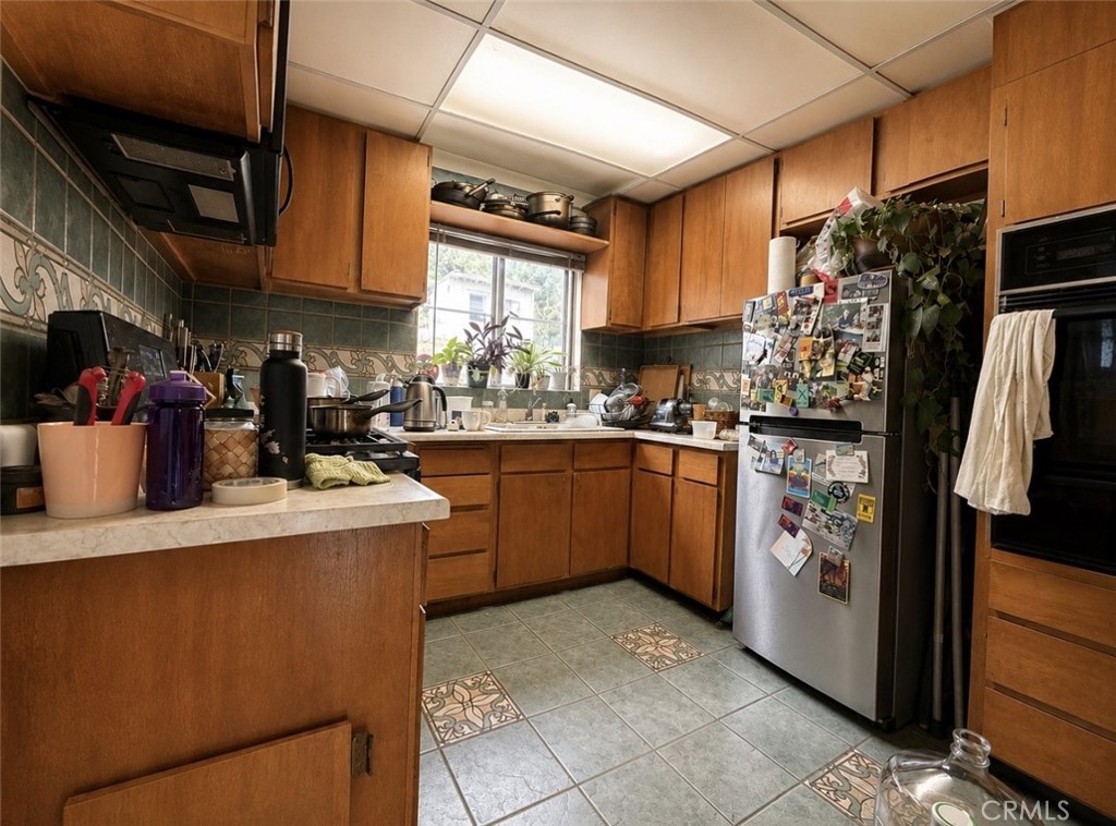 3422 Holyoke Property Photo 36