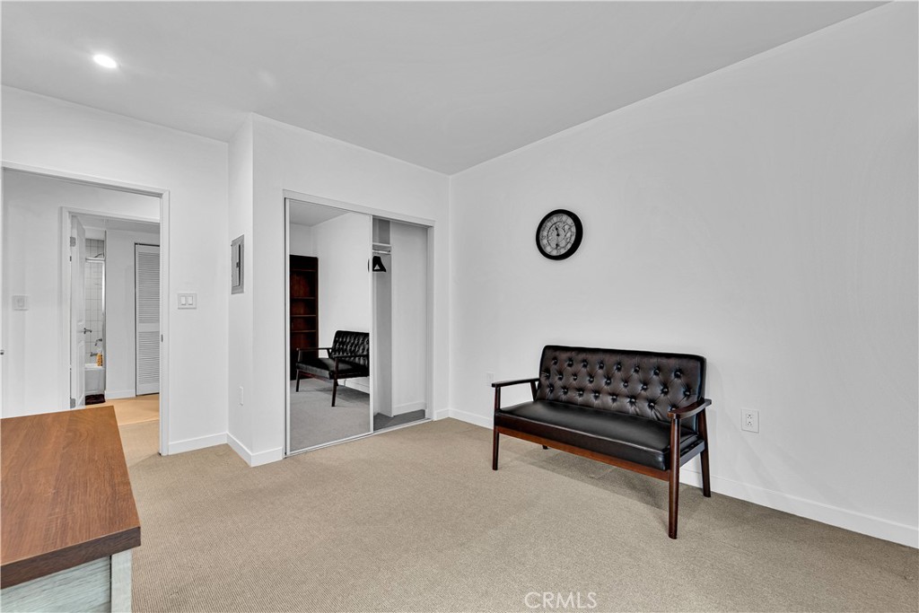 267 S San Pedro 218 Property Photo 15