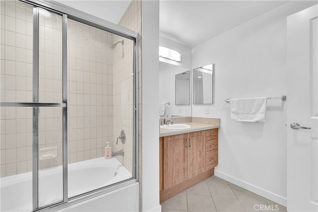 267 S San Pedro 218 Property Photo 19