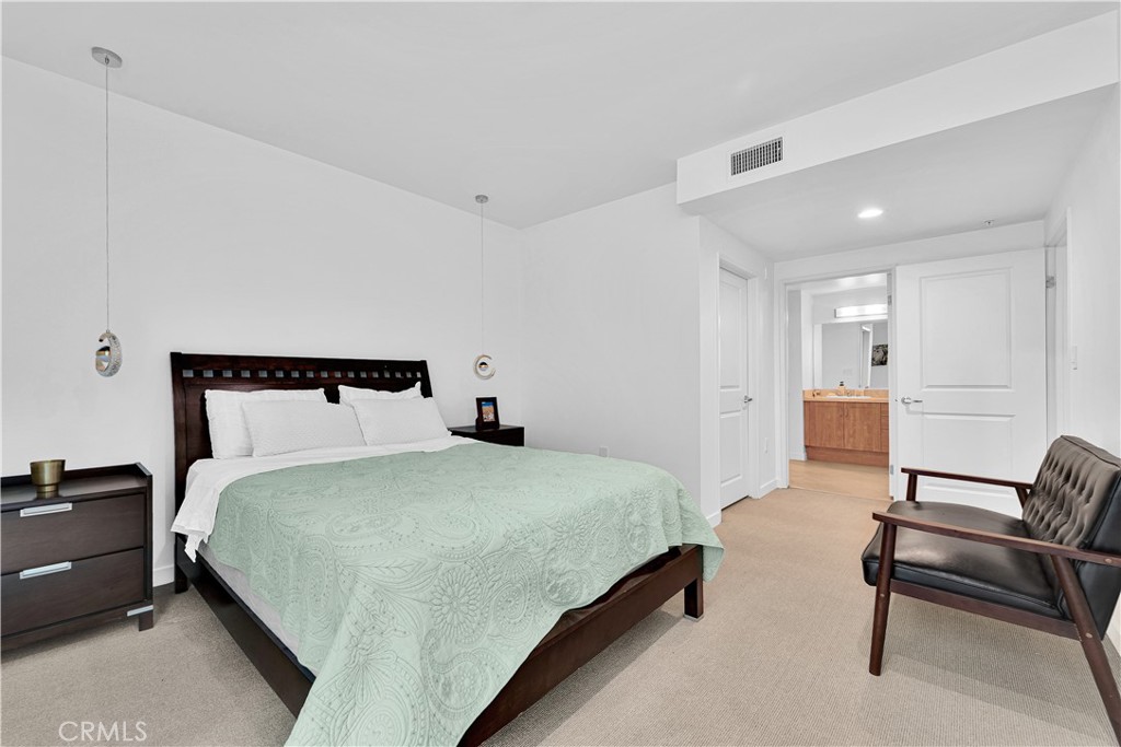 267 S San Pedro 218 Property Photo 21