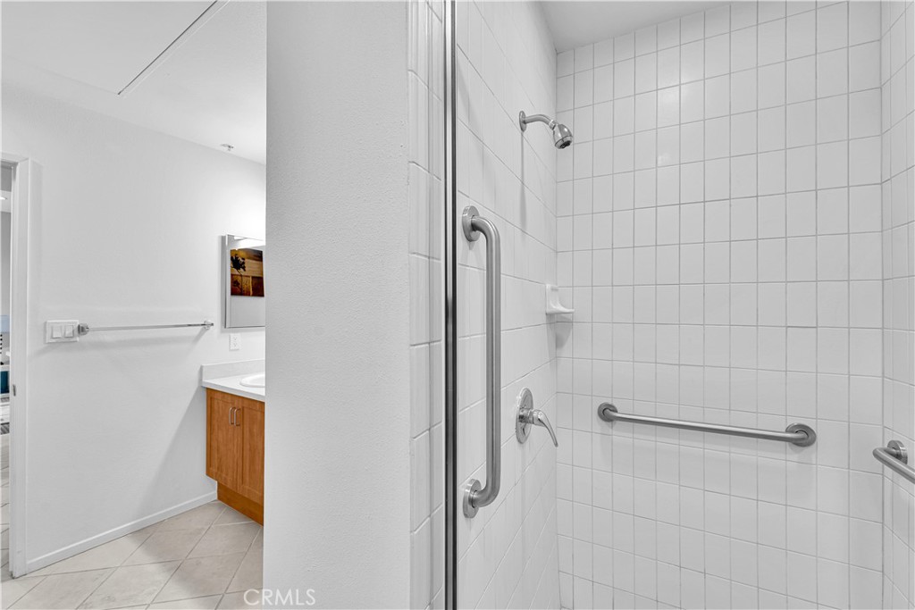 267 S San Pedro 218 Property Photo 47