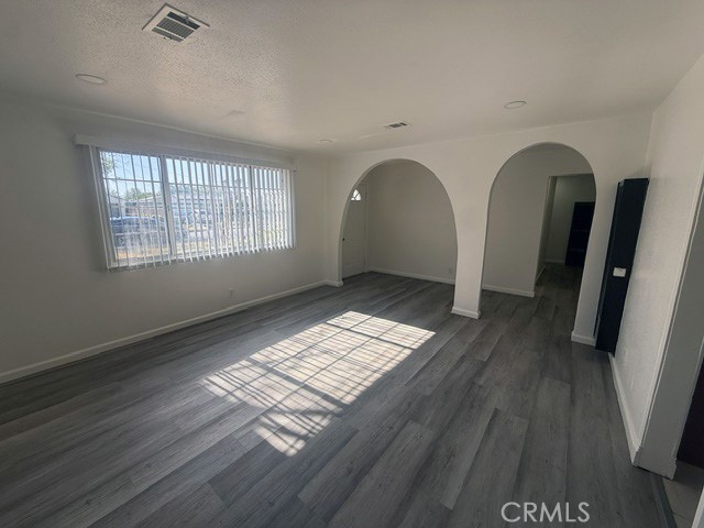 45320 Kingtree Property Photo 3