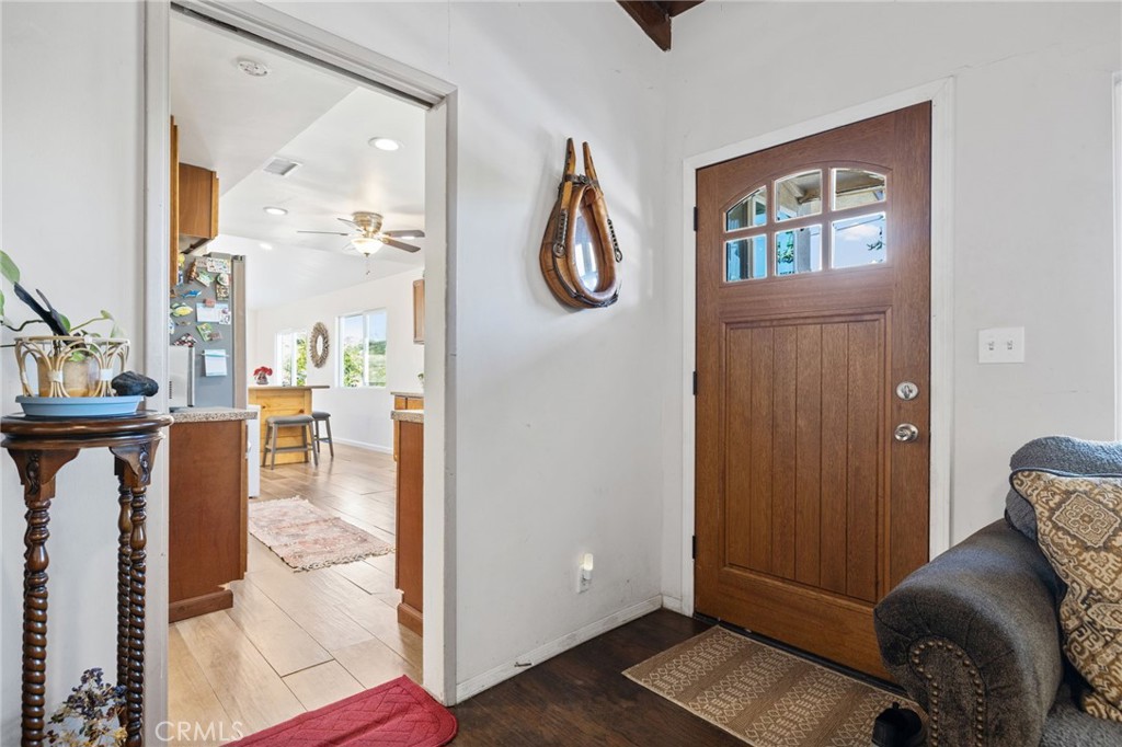 30325 N Brandywine Canyon Property Photo 4