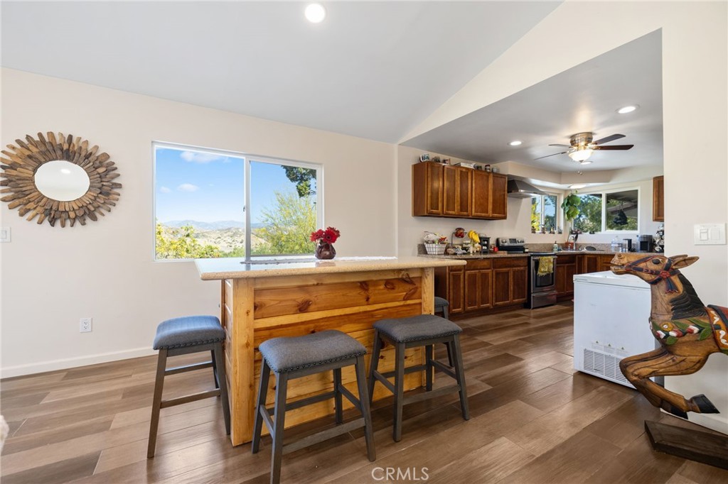 30325 N Brandywine Canyon Property Photo 13