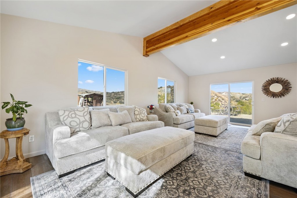 30325 N Brandywine Canyon Property Photo 15
