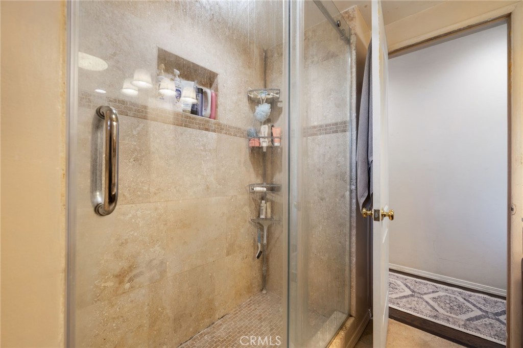 30325 N Brandywine Canyon Property Photo 19