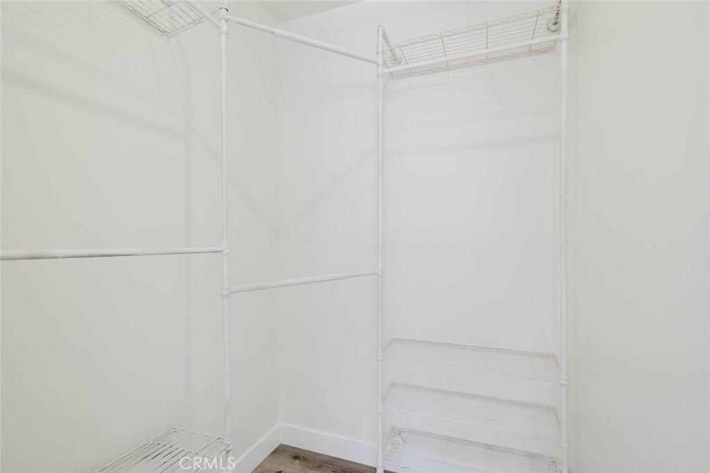 8107 Lemona Avenue Property Photo 16