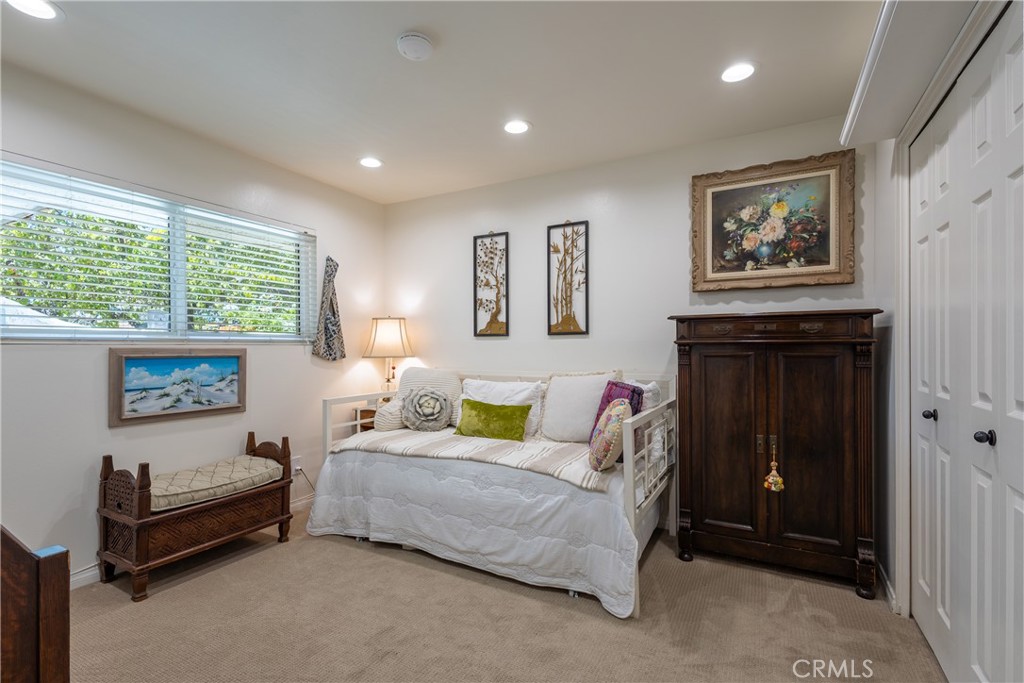 4100 Lake Harbor Lane Property Photo 15