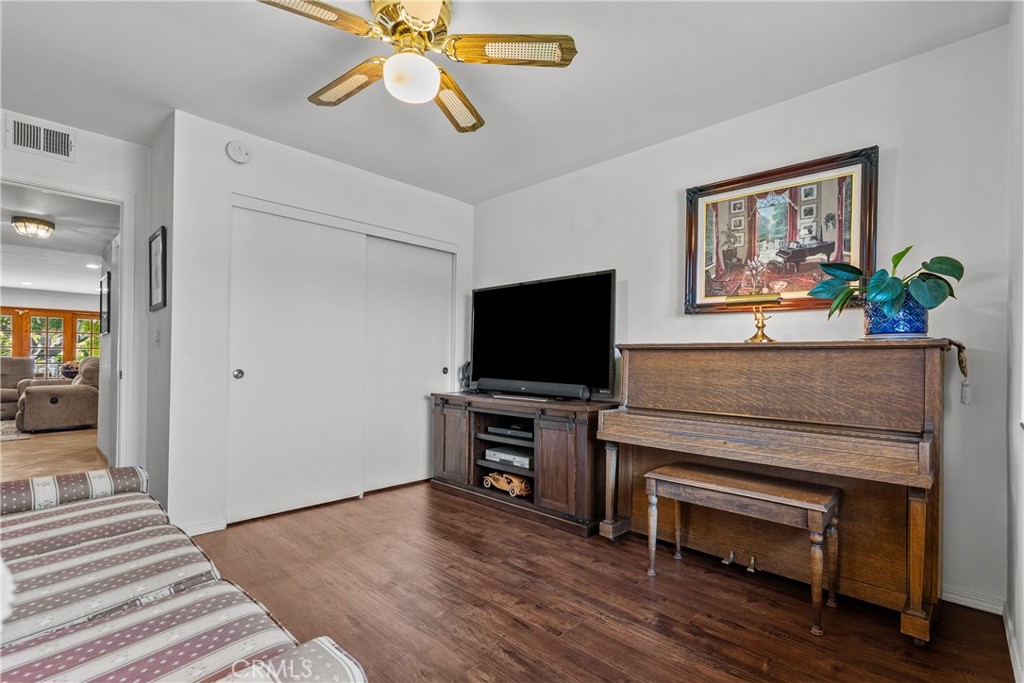 20619 Horace Street Property Photo 26