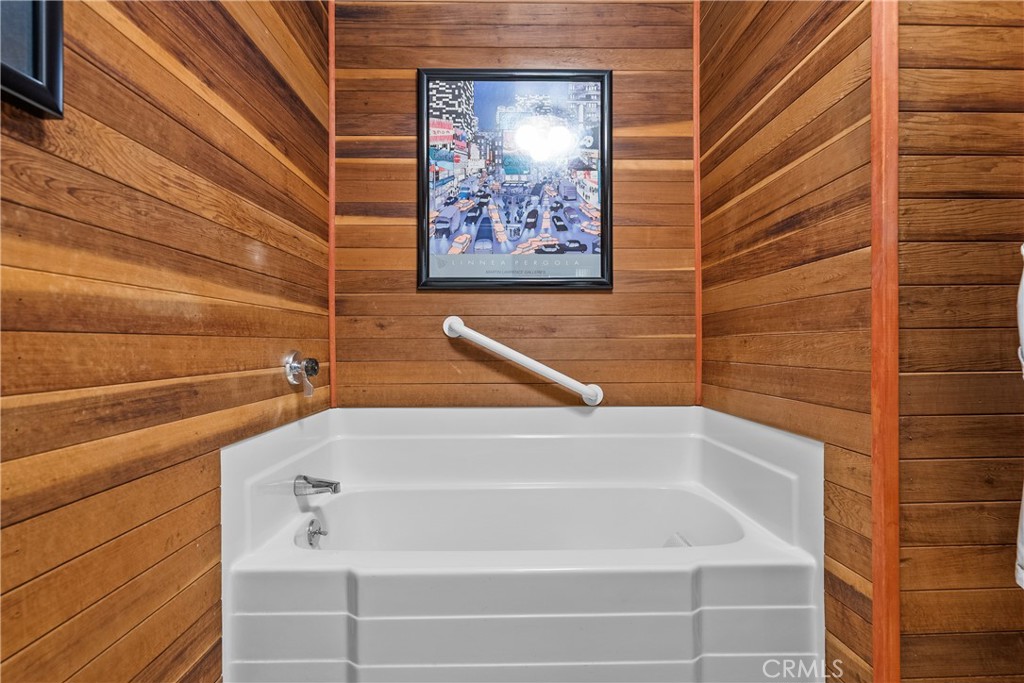20619 Horace Street Property Photo 44