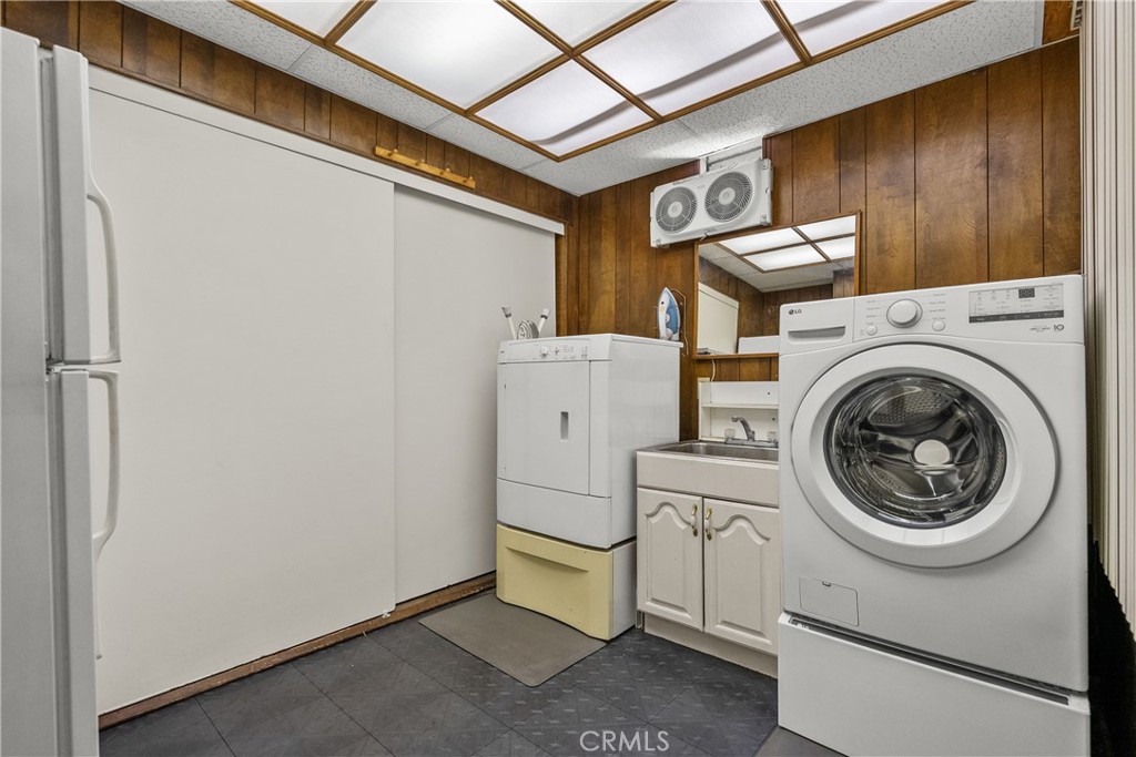 20619 Horace Street Property Photo 49