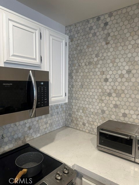 5744 Oak Bend 303 Property Photo 6