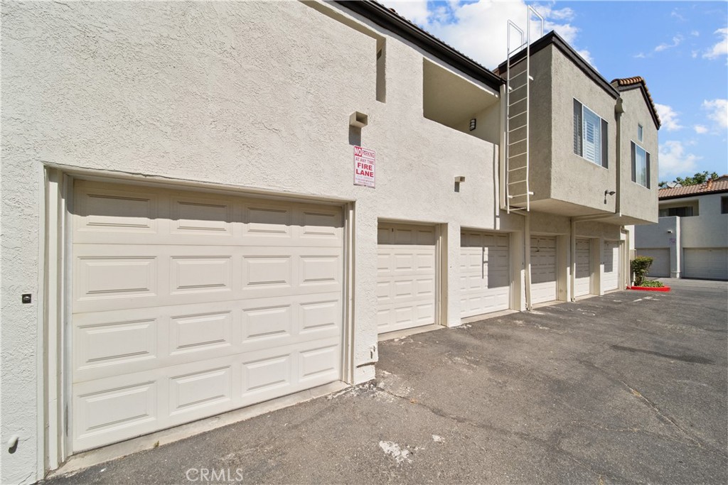 21346 Nandina 102 Property Photo 24