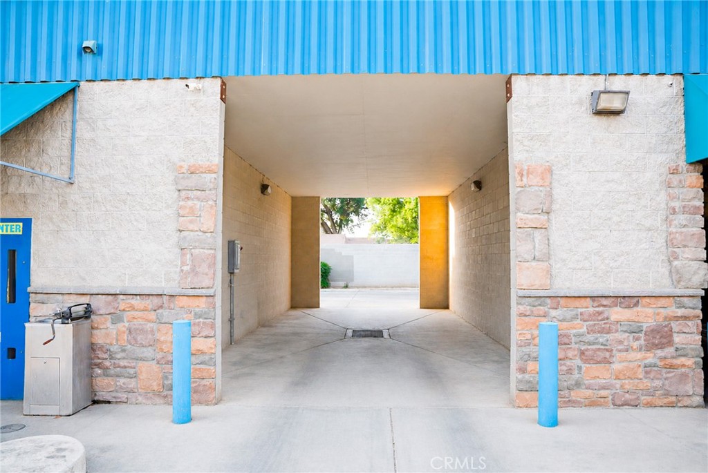 1220 W Houston Property Photo 13