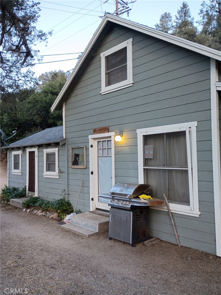 4013 Encino Property Photo 4