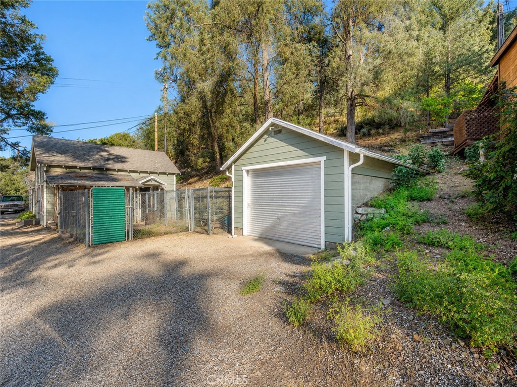 4013 Encino Property Photo 10
