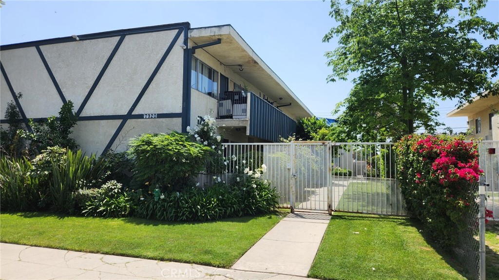 17920 Schoenborn Street Property Photo 1