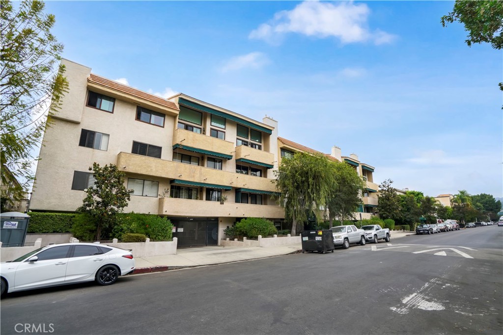 5310 Zelzah 101 Property Photo 1