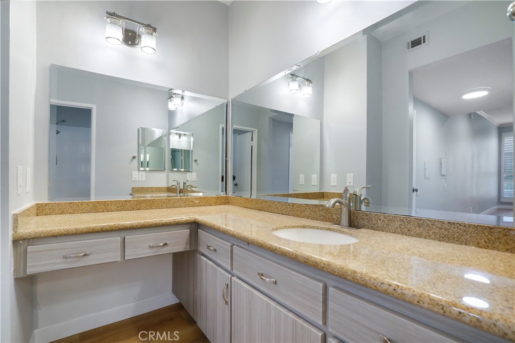 5310 Zelzah 101 Property Photo 10