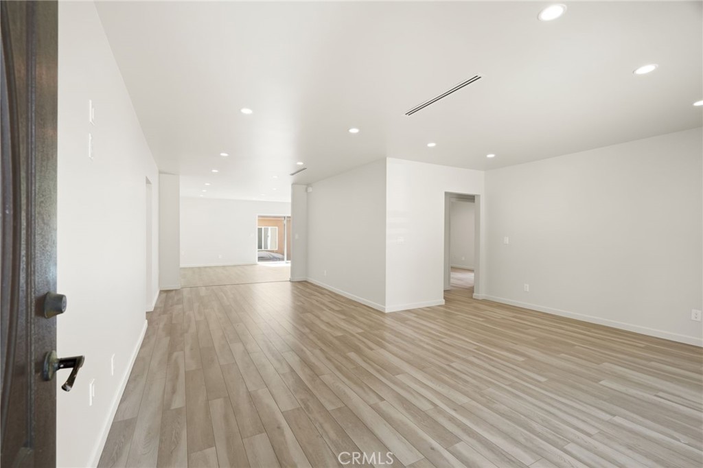 6501 Bonner Avenue Property Photo 5