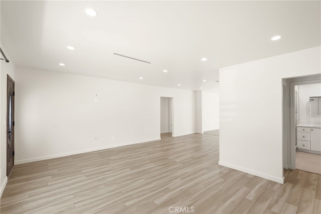 6501 Bonner Avenue Property Photo 8