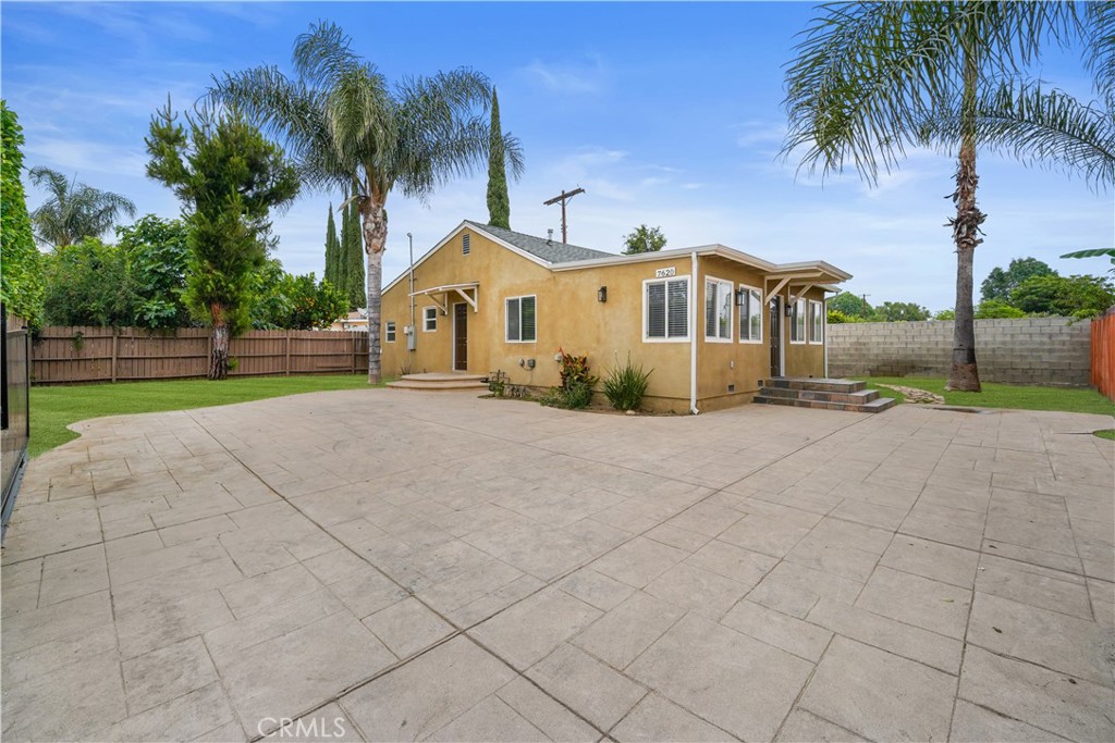 7620 Variel Avenue Property Photo 1