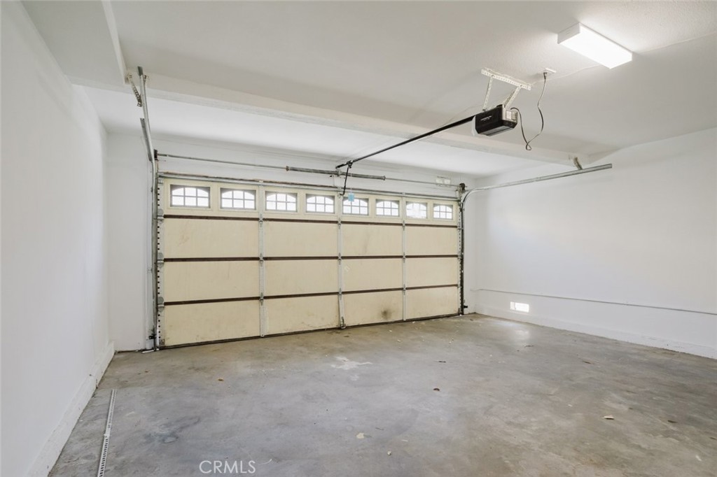 8740 Willis Avenue 6 Property Photo 29