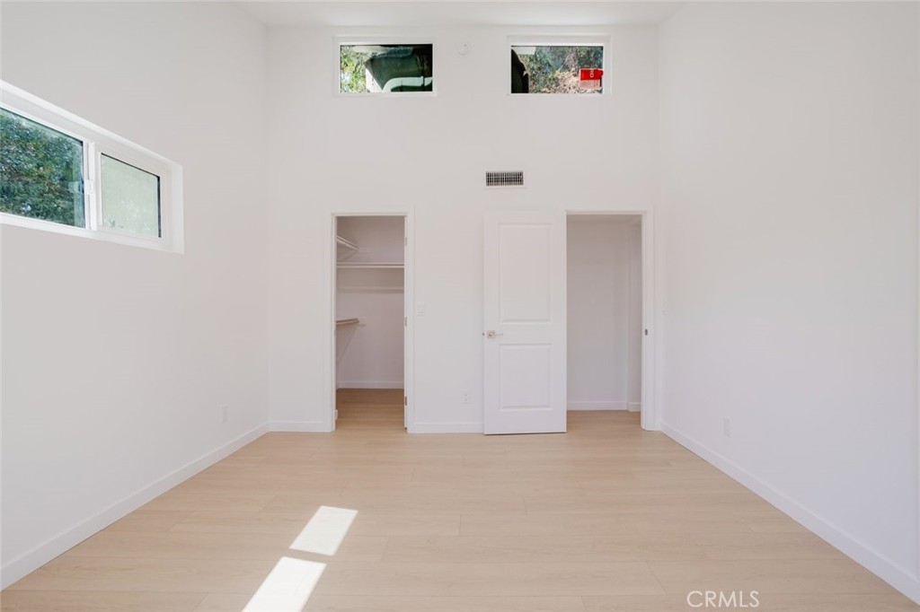 8740 Willis Avenue 6 Property Photo 44