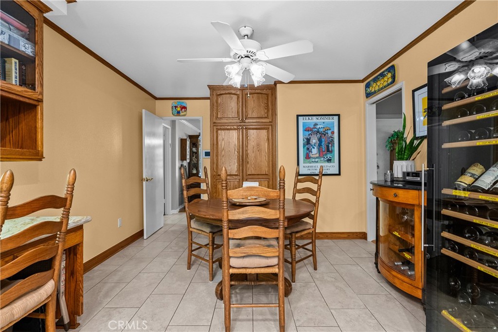 10637 Sylvia Avenue Property Photo 13
