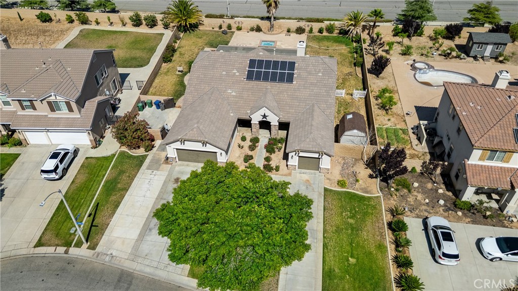 41530 Yew Property Photo 9