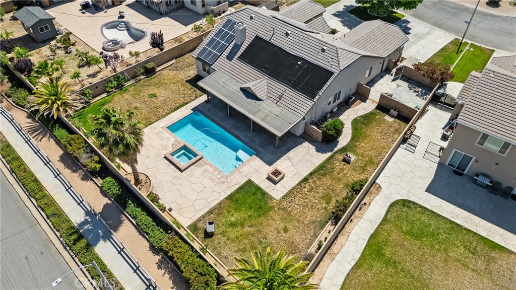 41530 Yew Property Photo 12