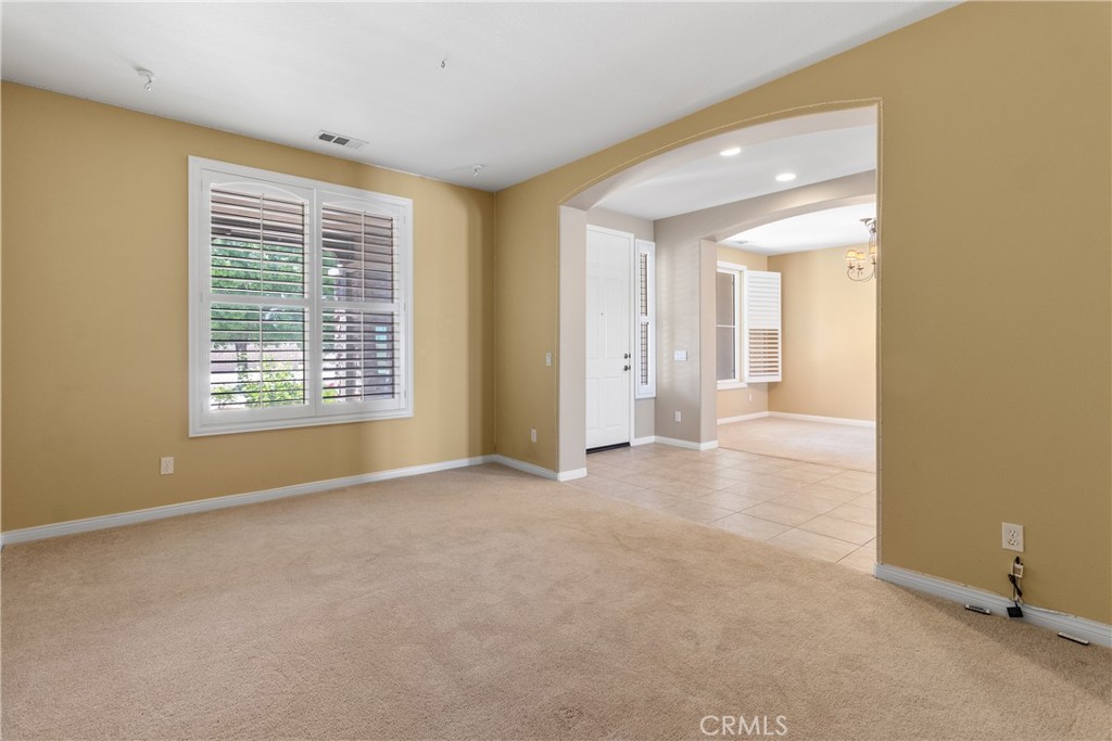 41530 Yew Property Photo 28