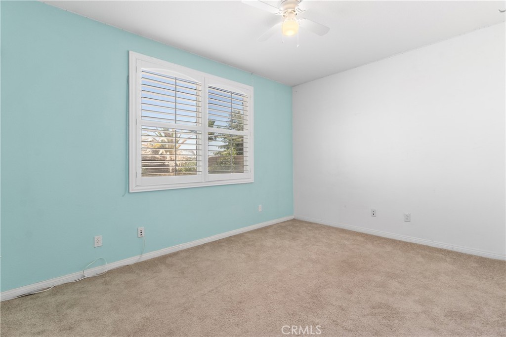 41530 Yew Property Photo 39