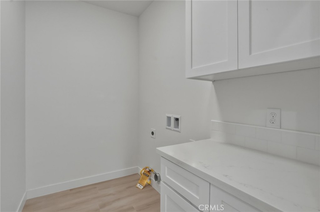 1646 -1646 .5 Clinton Street Property Photo 21