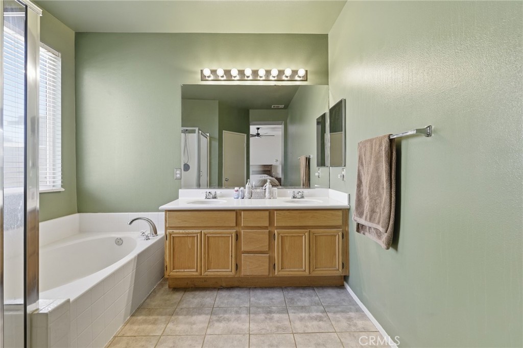45820 Caledonia Court Property Photo 11