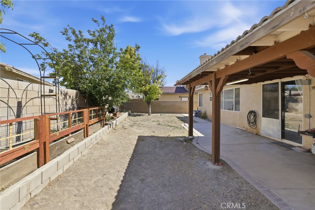 45820 Caledonia Court Property Photo 27
