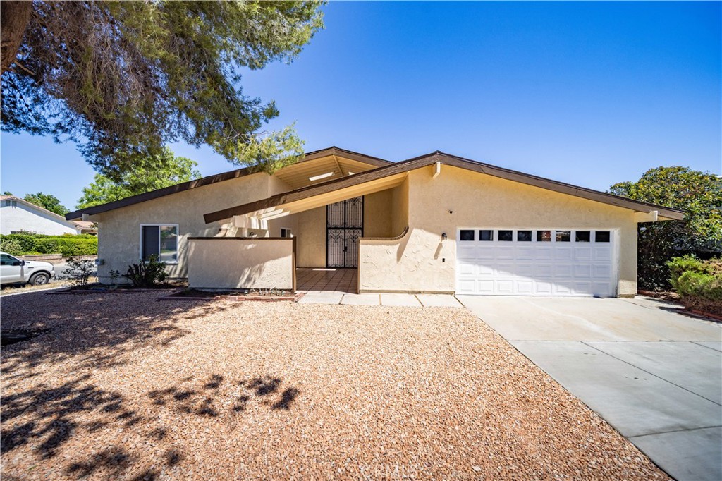 2653 End Court Property Photo 1