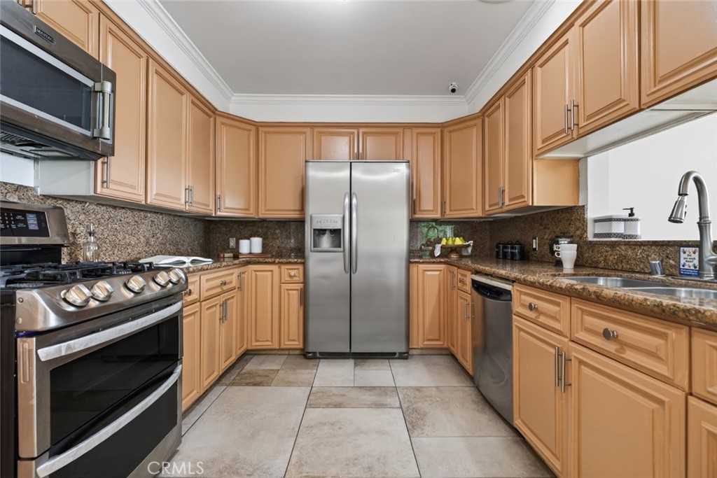 4809 Lowell Avenue Property Photo 12