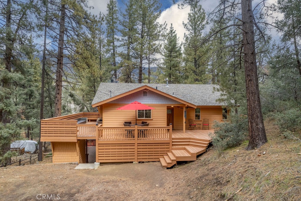 2300 Cypress Way Property Photo 1