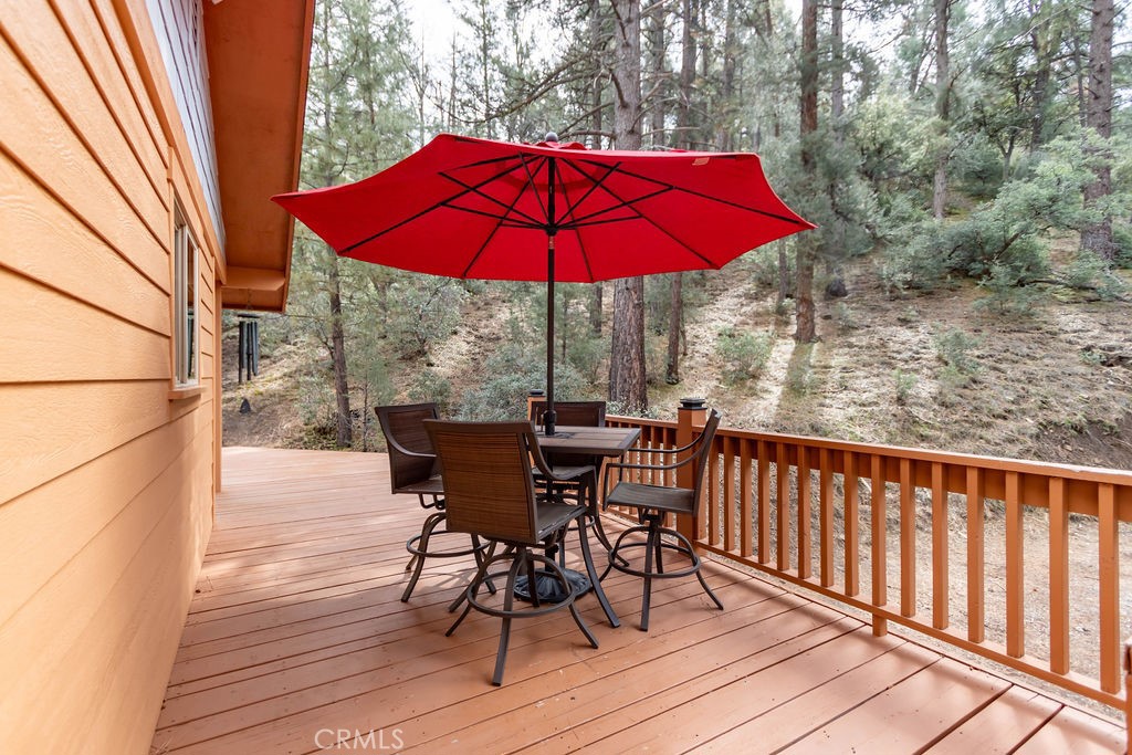 2300 Cypress Way Property Photo 12