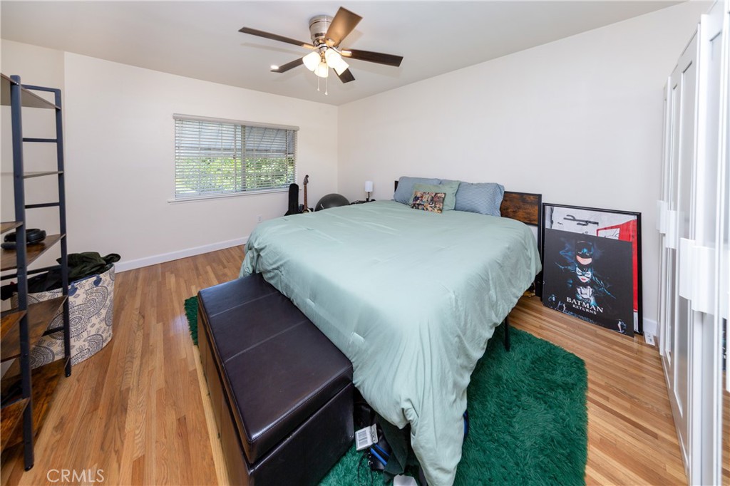 18442 Los Alimos Property Photo 13