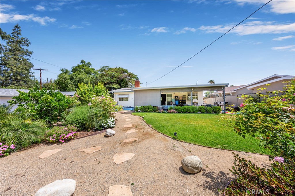 18442 Los Alimos Property Photo 20