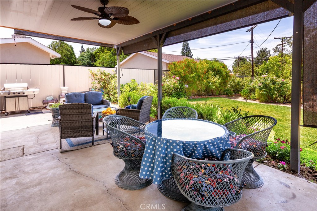 18442 Los Alimos Property Photo 21